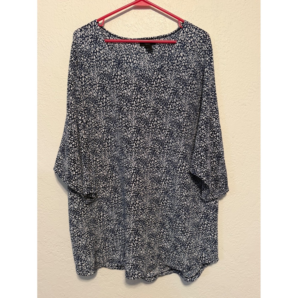 Alfani Woman Tunic Top 1X Navy Blue White Abstract Print V-Neck 3/4 Blouse